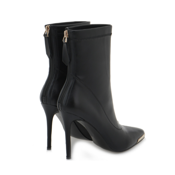 EXE25W4440BLK3.png Tignes